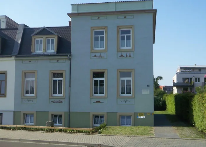 Apartamento Ambiente-an-der-elbe-wohnung-eg *