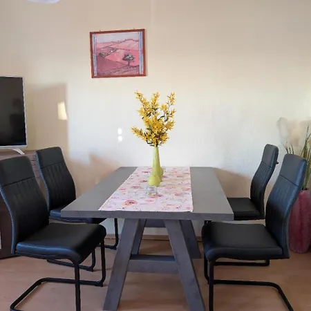 Ambiente-an-der-elbe-wohnung-eg